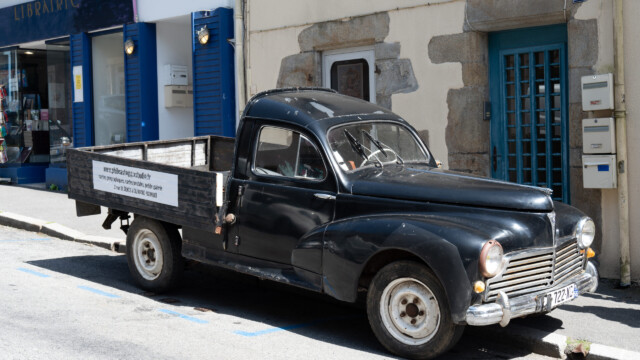 Oldtimer Peugeot 203