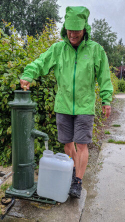 manuelle Wasserpumpe