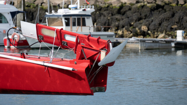 Foils unter den Rudern um zu fliegen