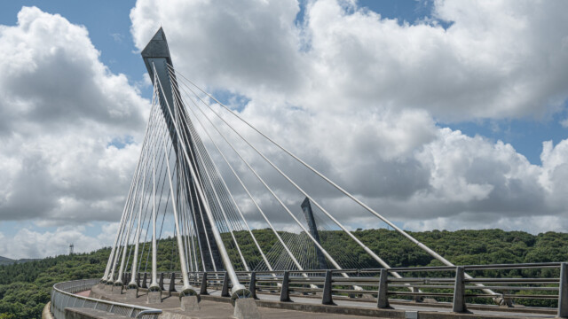Schrägseil-Hängebrücke, Pont de Térénez