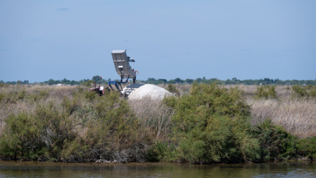 Salzberg am Rande eines Beckens