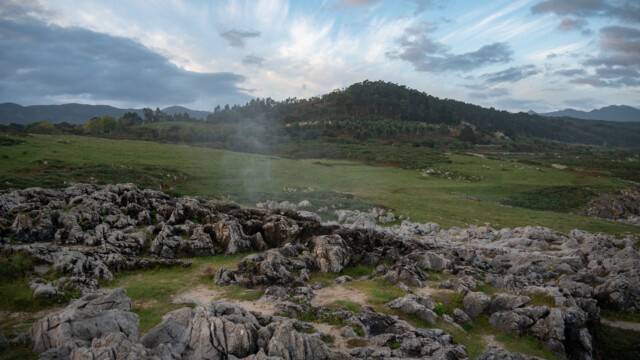 erste schwache Ausbrüche