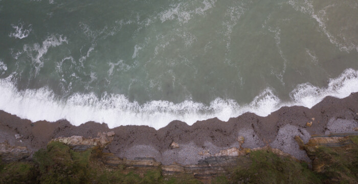Brandung aus Drohnensicht