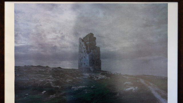 Umhüllung des römischen Gemäuers