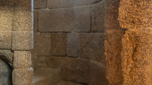 zuoberst noch eine Wendeltreppe