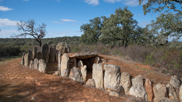 Dolmen mit zwei Grabkammern