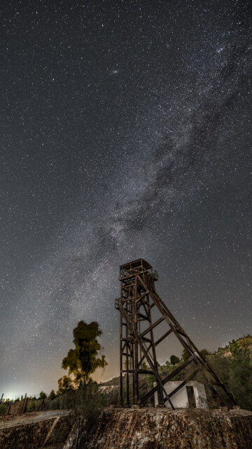 Milchstrasse mit Förderturm, nähe Nerva