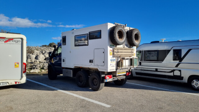 in El Tocal trafen wir sogar einen 6x6 Sprinter