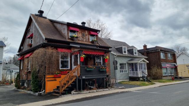schön gepflegtes Häuschen in Lévis
