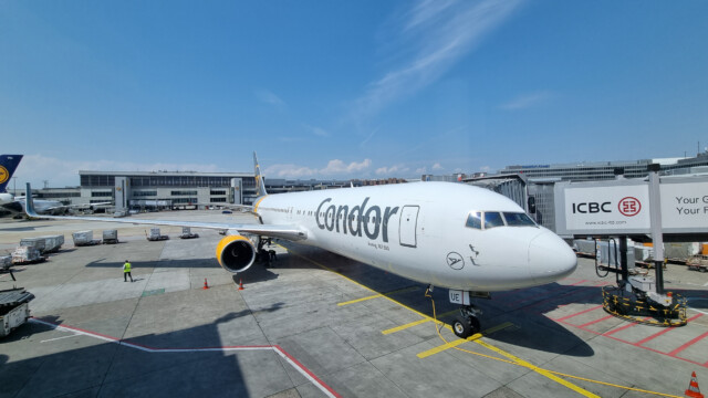 unser Flieger, eine Boeing 767-300