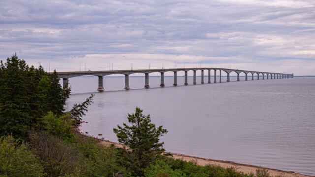 fast 13 km lang und damit längste Brücke Kanadas
