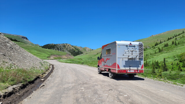 Passstrasse nach oben