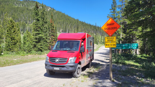 Rough Road - holprige Strasse...