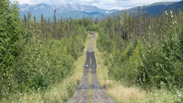 die letzten Kilometer der Zufahrtsstrasse