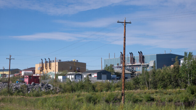 Kraftwerks-Zentrale von Inuvik, hier wird der Strom produziert