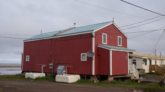 die Abwasser werden hier in einen Tank geleitet