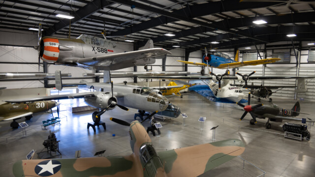 wieder viele spannende Flieger