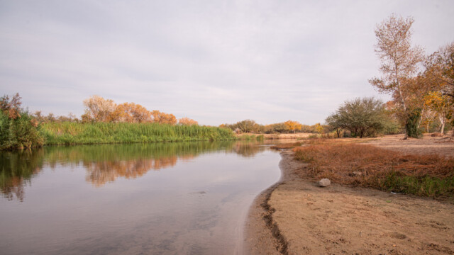 hier fuhren früher grosse Dampfschiffe durch