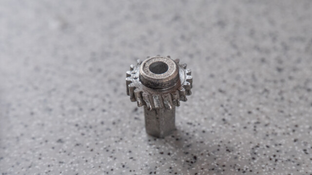 Alu-Ritzel mit abgeraffelten Zähnen