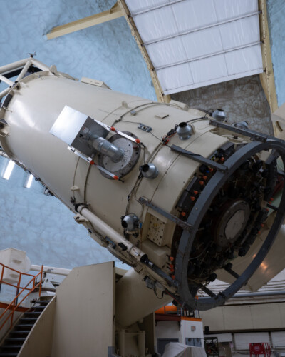 das riesige 2.7m Teleskop aus den 60er Jahren