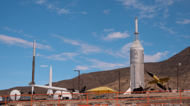 all diese Raketen flogen hier