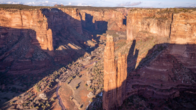 am berühmtesten ist der Spider Rock, das soll wohl bedeuten, dass da nur Spinnen hochklettern können - oder Spiderman?