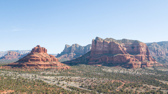 um diese zwei Berge / Hügel führte unsere Wanderung