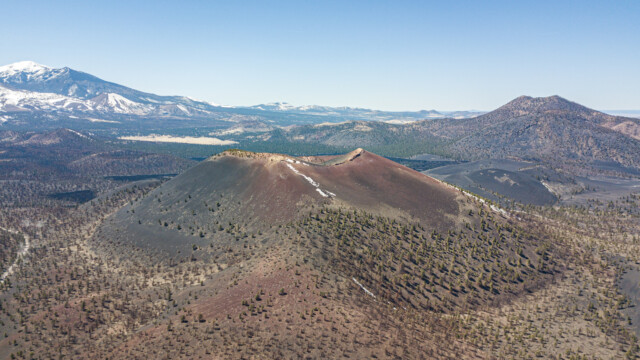 Sunset Crater Vulcano von oben mit der Drohne