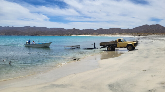 ... oder direkt über den Sandstrand