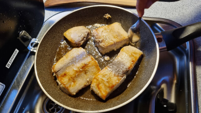der Fisch schmeckt uns übrigens sehr gut