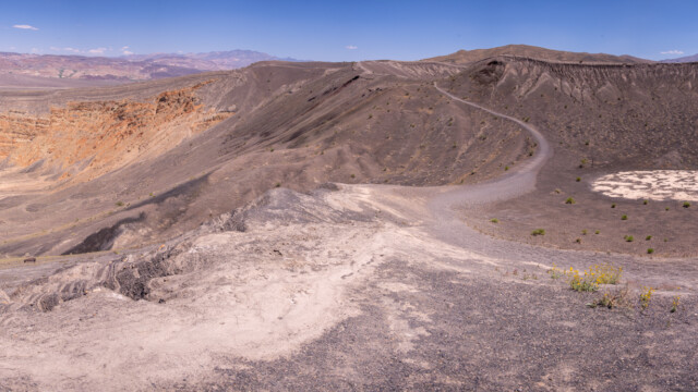 Panorama mit zwei Krater