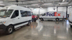 Einfahrt in die saubere Garage