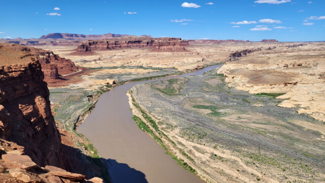Colorado-River mit viel Wasser