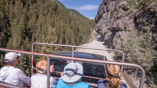 teilweise recht schmal