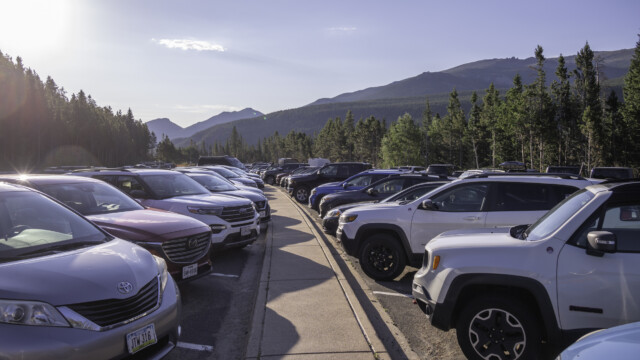 voller Parkplatz um 7 Uhr